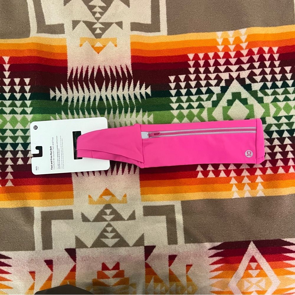 Lululemon fast and free running belt